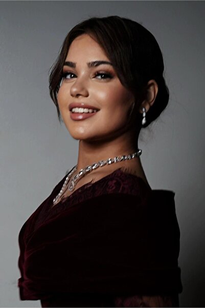 NO BRAND فستان سهرة مخملي باللون العنابي