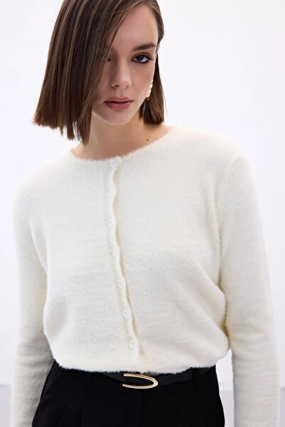 Sateen Women's Buttoned Bearded Cardigan - Ecru 124-1364