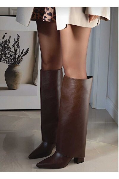 livens أحذية نسائية بكعب عالٍ مع جزء علوي بني اللون، أحذية بكعب عالٍ مع جزء علوي قابل للفصل، أحذية بكعب عالٍ ذات مقدمة مدببة وسحاب