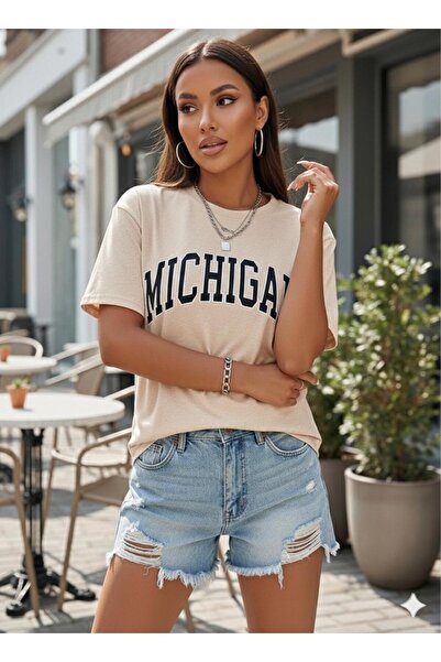 BW Bravely Wear تي شيرت ميشيغان مطبوع الأساسي للسيدات