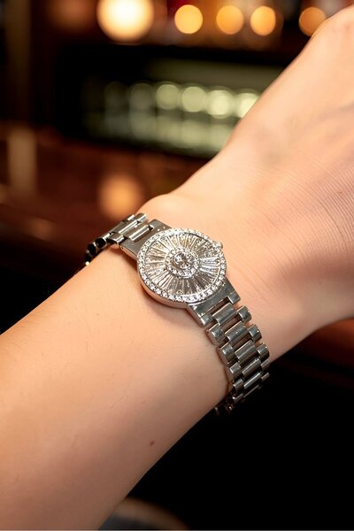 TAKIŞTIR Gümüş Renk Taş Detaylı 14K Altın Kaplama CM Zincir Bileklik