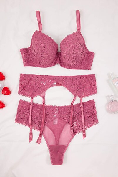 Trendyol Curve Plum Plus Size Underwear Set with Garter Tbbaw26Dg00000
