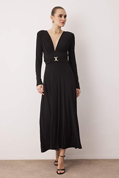 Trendyol Collection Black Accessory Detailed Shoulder Pad Piece V-Neck Knitted Dress Tprss26El00002