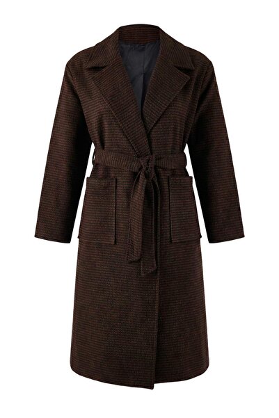 Trendyol Curve معطف متعدد الألوان ذو مقاس كبير عادي TWOAW26DD00013