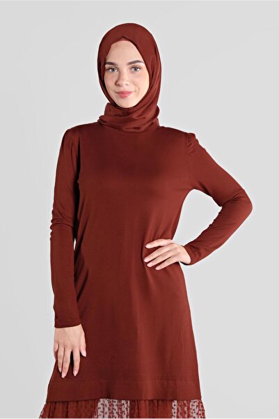 Alvina TUNIC DE TRICO CU DETALIU DE TUL CU MODE DE PUNCTE 41018