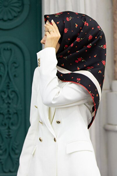 Vissona 100% mătase twill borduri crocant model de flori negru - roșu culoare...