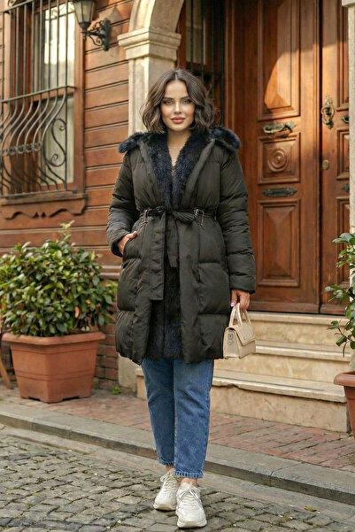 Hb Harma Time Butik Palton negru pentru femei, cu detaliu din pene, cu centură și buzunare