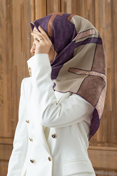 Vissona %100 Twill İpek Geometrik Desenli Mürdüm Renkli 90x90 Eşarp Dikim Şek...