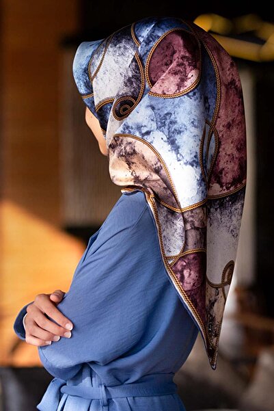 Vissona 100% Twill Silk Chain Marble Pattern Baby Blue - Powder Colored 90X90...