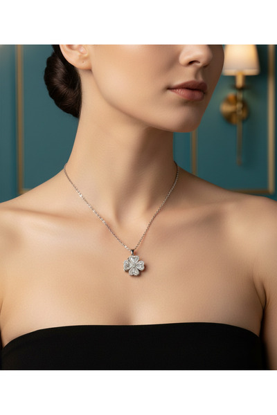 Silay Rotatable Clover Steel Stress Necklace