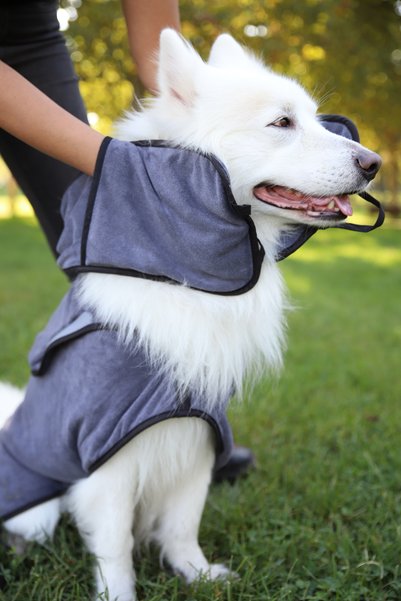oyapet Microlux ®   Practical Dog Towel with Pockets, Super Water Absorbent Microfiber Towel for Small & Large Breed Dogs