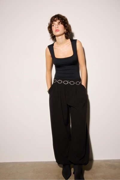 Stradivarius Kare yaka poliamid body