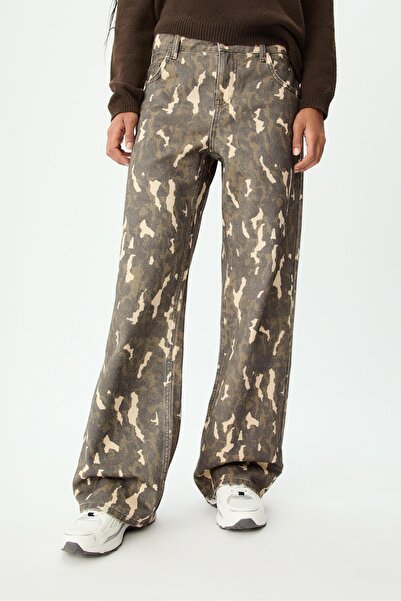 Stradivarius Düz Paça Desenli Pantolon