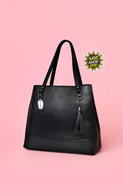 westbag Dámská černá taška do ruky a přes rameno z pravé kůže s přezkou a dvě...