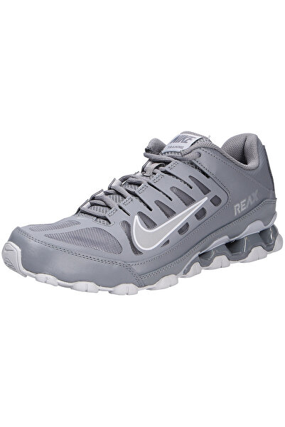 Nike Sneaker REAX 8 TR