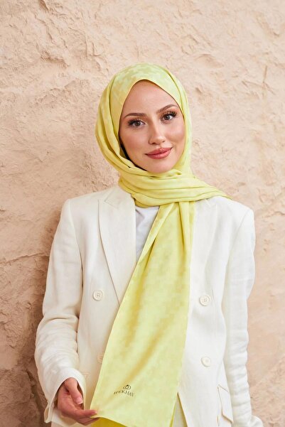 İpekhan شال جاكار حريري بنمط متقاطع أخضر فستقي 9006-19