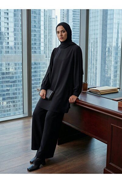 Refka Pili Detaylı Krep Tunik Pantolon İkili Takım - Siyah - Refka