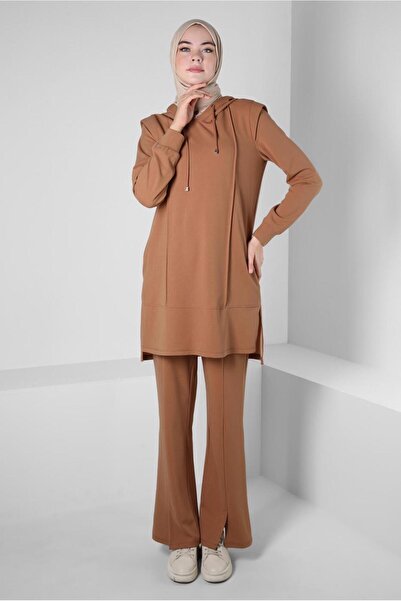 Alvina Costum cu glugă și pantaloni 44191