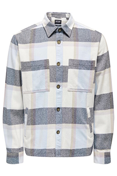 Only & Sons Das Langarmhemd von QUIN ist mit Kentkragen und Brusttaschen ausgestattet