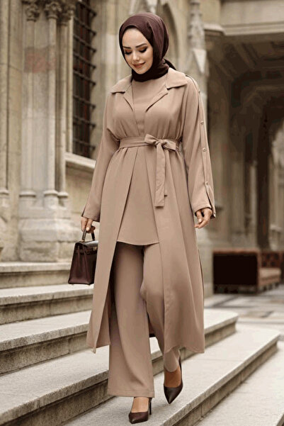 N.S NEVA STYLE طقم ثلاثي من الفرو المنك مع تفاصيل الأزرار 7677V