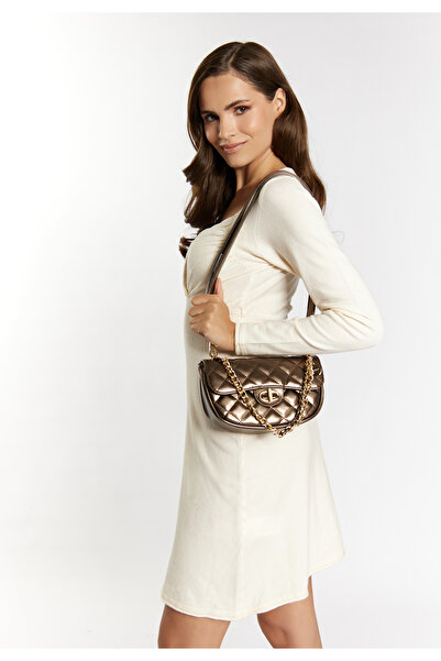 Faina Schultertasche im Metallic-Look