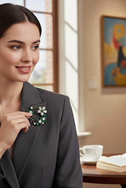 FAYRA ACCESSORIES Çiçek Çelenk Broş