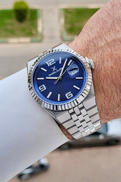 Daniel Klein Kadranı Lacivert Kordonu Gümüş Renk 41 mm Takvimli Erkek Kol Saati