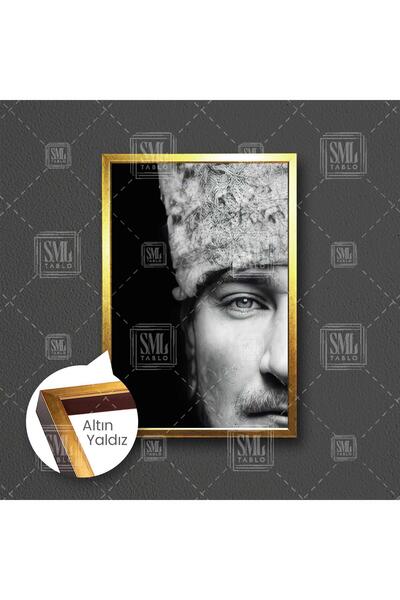 SML TABLO Mustafa Kemal Atatürk Yarım Portre Çerçeveli Dikey Kanvas Tablo