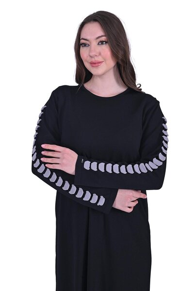 Invee فستان تريكو عاكس باللون الأسود