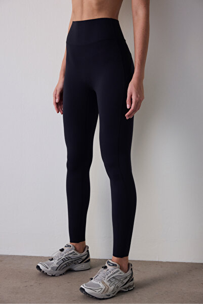 Penti Siyah Hafif Destek Yüksek Bel Light Soft Tayt