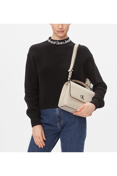 Calvin Klein حقيبة كتف نسائية K60K611868-C12