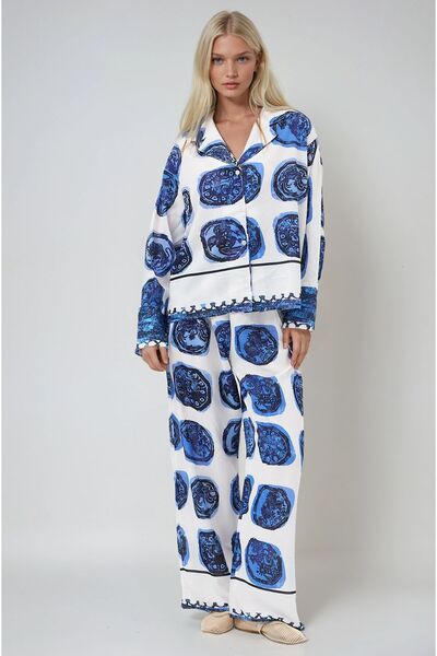 Lijuri طقم ساتان فضفاض منقوش باللون الأزرق 10069 R6-C-K2