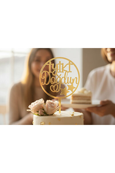 TREND Gold Renk İyiki Doğdun Yazısı Pleksi, Pasta Üzeri/Üstü Süs 8×12 cm