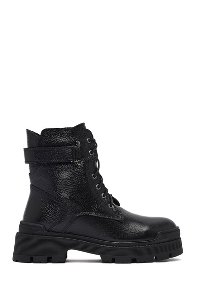 Derimod Дамски черни кожени боти с дебела подметка, шнурове и цип 25WFD181918