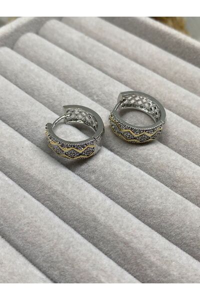 Kaan Accessoire أقراط فولاذية موديل متعرجة