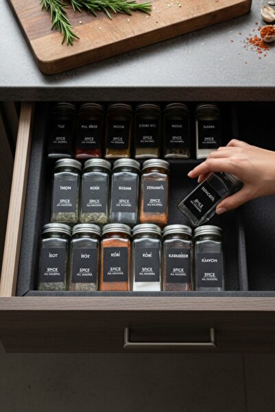 EG75 Metal Kapaklı 12'li Kare Formlu Cam Baharatlık Seti (32 Adet Etiket Hediyeli)