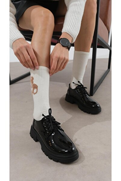 Mio Gusto Olivia Siyah Renk RuganKalın Tabanlı Kadın Loafer Ayakkabı