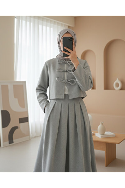 HİJABAYA Önü Bağcıklı Etekli Kaşe Takım