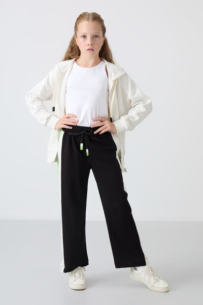 TOMMY LIFE Siyah Yırtmaç Detaylı Cepli Geniş Paça Kız Çocuk Eşofman Alt - 75141