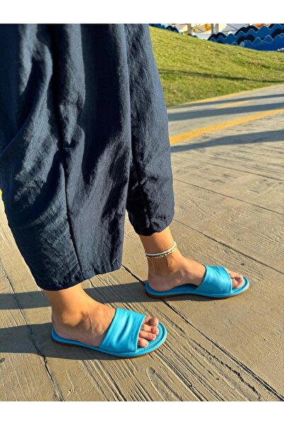 BABLACK شبشب مسطح من الجلد الطبيعي الأساسي باللون الفيروزي