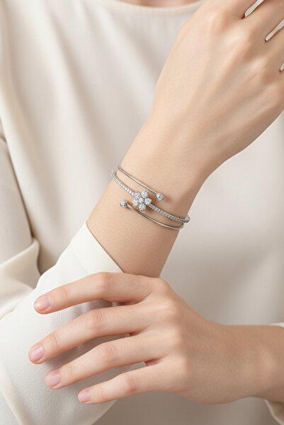 COSİTA Silver Su Yolu Zirkon Taşlı Papatya Çiçek Taş Detaylı Ayarlanabilir Bileklik