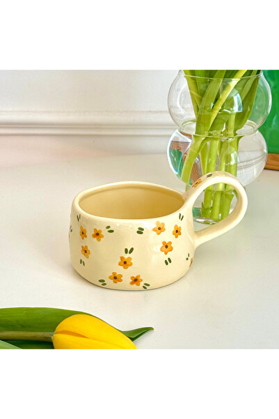 Choice كوب سيراميك كوري مزين بزهرة صفراء، سعة 201-300 مل، بنقشة زهور صغيرة غي...