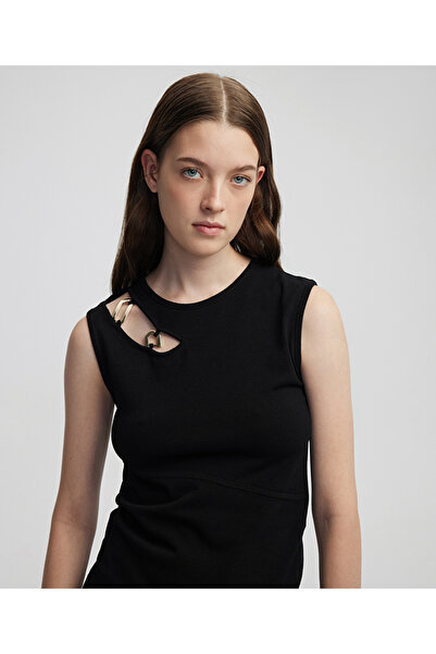 İpekyol Cutout metal aksesuarlı triko