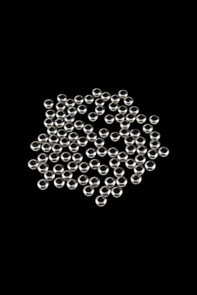 Serhat Aksesuar ve El İşçilik Black 8 mm Inner Hole Stone in the Center (25 P...