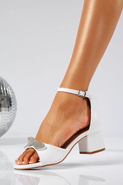 Zaira Sandale cu toc dama albe din piele ecologica Darcy #22130