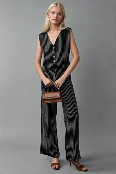 Hiccup MY FASHION Σετ ριγέ πλεκτό με γιλέκο με λαιμόκοψη σε σχήμα V και παντε...