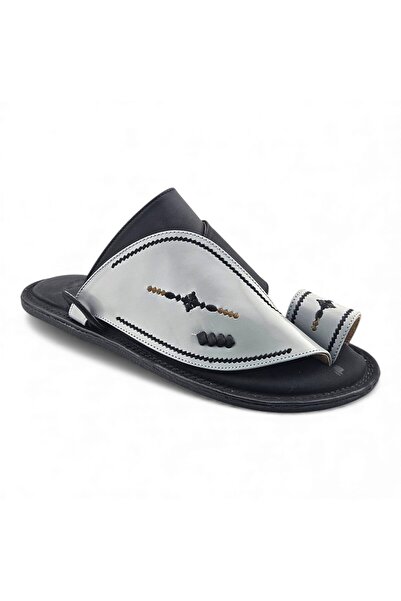 Footprint شباشب أنيقة للاستخدام اليومي