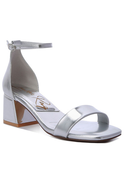 london Rag صنادل نسائية بكعب معدني بلون فضي