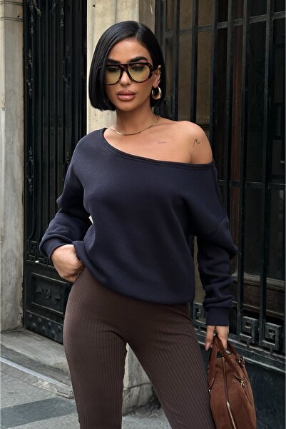 MEECY Long Sleeve Zr Model Sweatshirt with Shoulder Detail