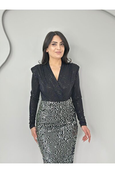 Aysel Boutiquee Lune Siyah Kruvaze Yaka Vatkalı Payetli Bodysuit A555